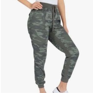 Seven7 Linen Blend Camouflage Utility Joggers.‎ Size Medium